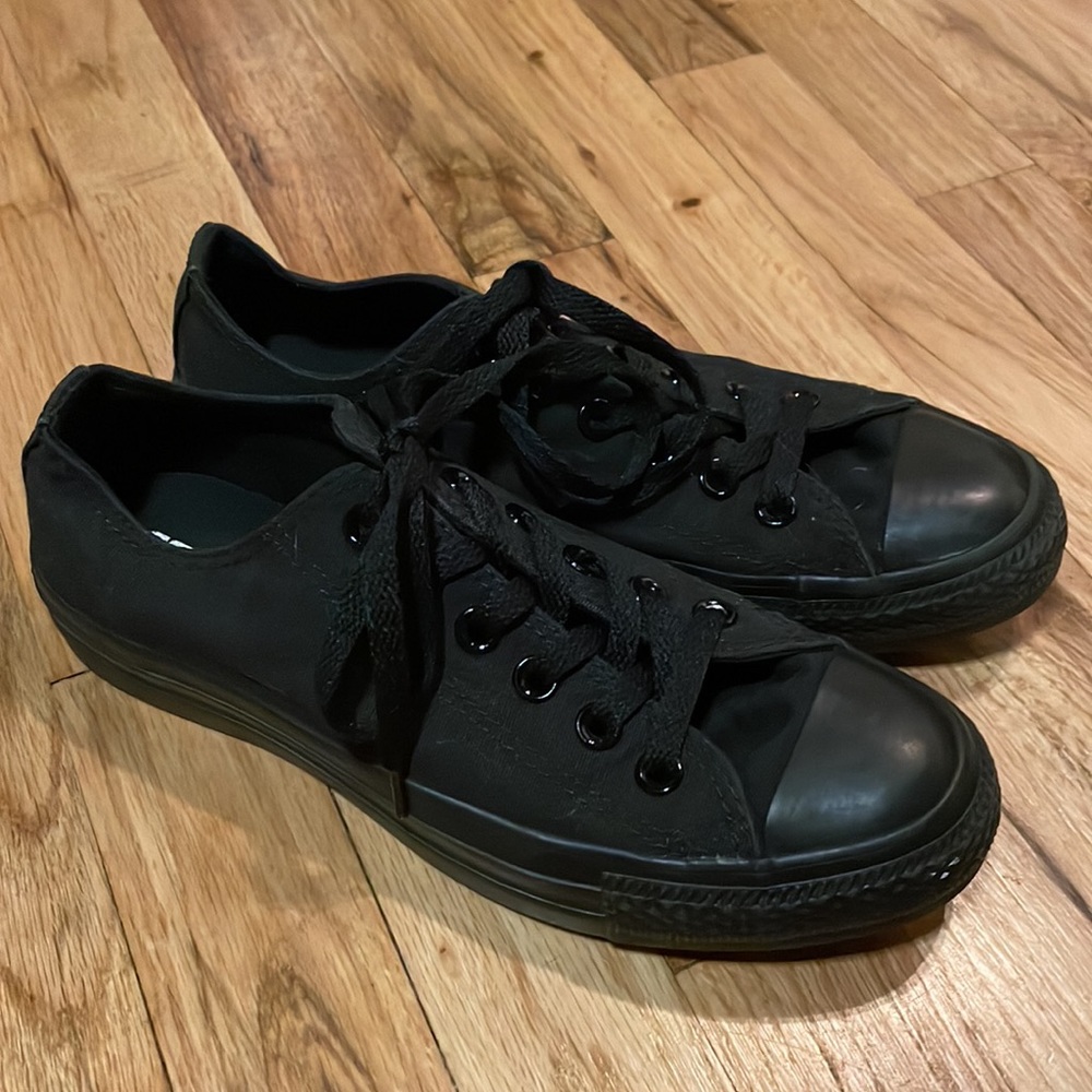Black Chuck Taylor All Star Converse